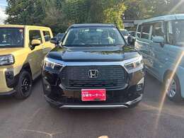 在庫数は約800台！！ 年間販売台数は約4000台！！ 大量販売・大量仕入で1台あたりのコストを削減しています！！