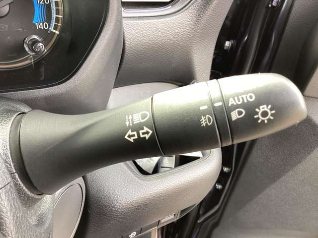 あると便利なオートライト　点け忘れ消し忘れがありません！！