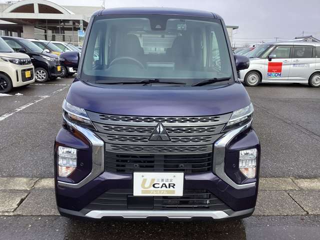 勇ましいフロントマスク