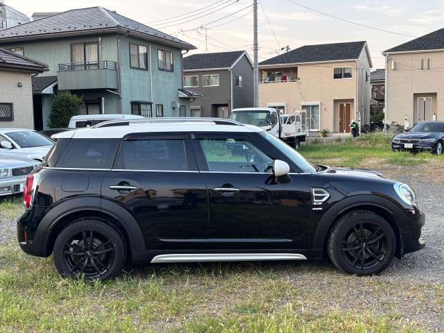 よく聞くこれがMINI？もうMINIじゃないよねとかいう言葉は聞き飽きたのでそろそろ各MINIの営業さんがうわっこの言葉何回目だよって心の奥で思っているはずです