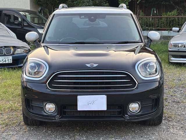 イシゴニスさん、見てますか？66年たった今も姿を変えてながらたくさんの方にMINIは愛されてますよ！