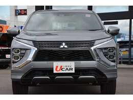 外装はチタニウムグレーメタリックのお色味です。