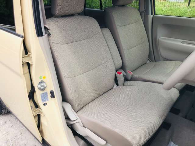 運転席の写真でございます。