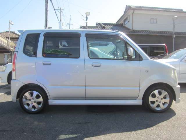 大切にお乗りのお車　他店対抗！！高価買取！！すぐに無料査定致します！！お気軽にご相談下さい♪♪　077-523-5230