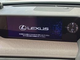 【10.3インチワイドナビ】高級感とインパクトのある大型ワイドナビを装備。各種オーディオ操作はもちろん、横長ワイド画面でのマップ2分割表示など、利便性も高いナビです♪