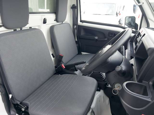 高価買取も実施しております！！お気軽にご来店ください！ホームページ　http://www.jobcars.jp