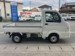 車検はもちろん、新車・中古車・板金・保険・買取etc...買取にも力を入れておりますので、お気軽にご相談ください。ご希望の、車種・グレード・色・ご予算などぴったりのお車をお探しする事も出来ます。