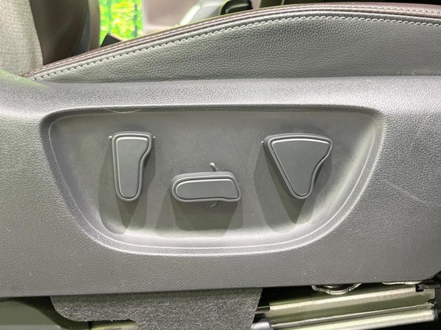 【パワーシート】スイッチ一つで簡単にシートの微調整が可能！電動だから力もいりません！快適なシートポジションにセットして、快適なドライブをお楽しみください。