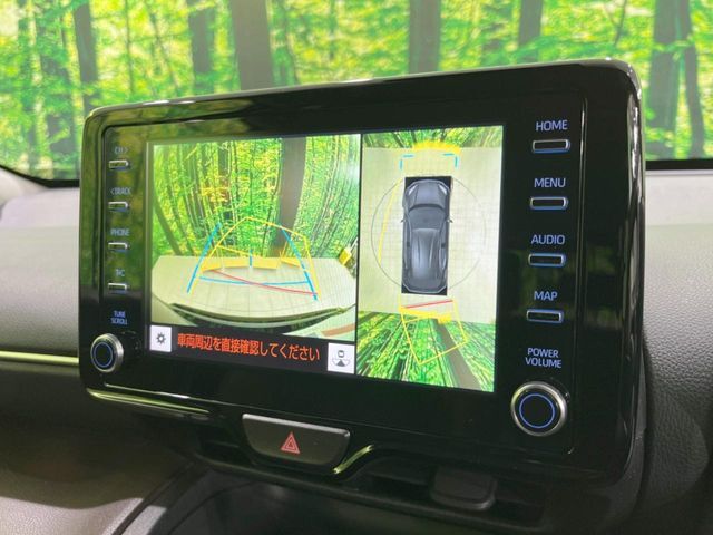【パノラミックビューモニター】専用のカメラにより、上から見下ろしたような視点で360度クルマの周囲を確認することができます☆死角部分も確認しやすく、狭い場所での切り返しや駐車もスムーズに行えます。