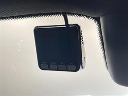 リベラーラでは、通常のオートローン（最長120回払い）の他にも「買取保証型プラン」や「残価設定プラン」など、様々なお支払プランをご用意しております。