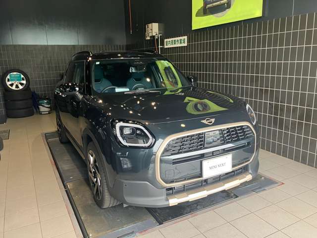 MINI正規ディーラー取り扱い　MINI認定中古車　MINI　NEXT甲府お車の詳細や展示状況は055-236-3252もしくはフリーダイヤル0078-6002-322544までお気軽にお問合せ下さい。http://www.kofu.mini.jp/dealer/kofu/