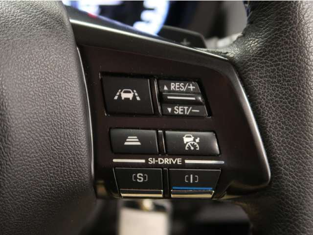 エンジンなどの機関系も良好です！是非来て・見て・乗って下さい！当社オリジナルのカ-洗浄実施車！手の行き届かないエンジンル-ム内の油汚れを専用洗剤で落とし、高圧水洗浄、樹脂部分を艶出し剤で磨き上げます！