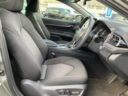 「この車の写真をもっと見たい」「状態が気になる」「この装備はついている？」どんな小さな疑問でもお気軽にお問い合わせください！