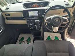 快適なカーライフを過ごしていただくためにオイル交換～定期点検や車検整備なども実施。