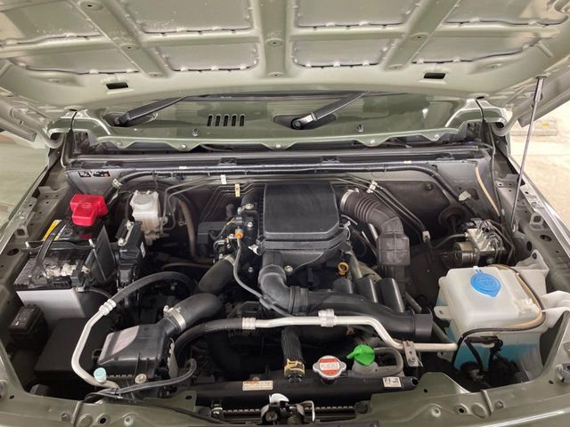 親切・丁寧な専門メカニックスタッフが応対！・車検・点検整備・事故等の修理などアフターサービスも安心。お車のカスタマイズもネクステージのサービススタッフまでご相談ください！