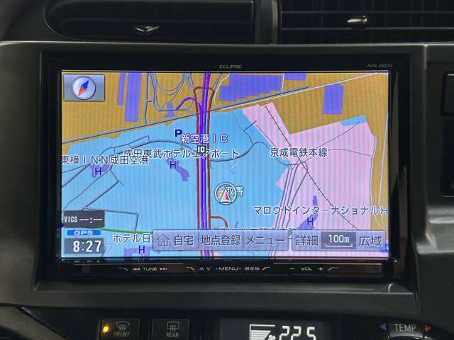 カーナビ搭載車です。