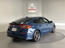 【Honda認定中古車 U-Select】　は3つの安心をお約束します。　1　Hondaのプロが整備した安心。 2　第三者機関がチェックした安心。　3　購入後もHondaが保証する安心。