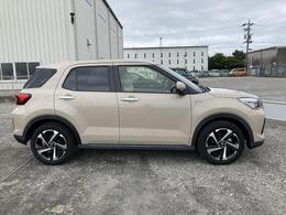 【外装】右サイド　※販売は静岡県西部・中部にお住まいの方に限らせていただきます。