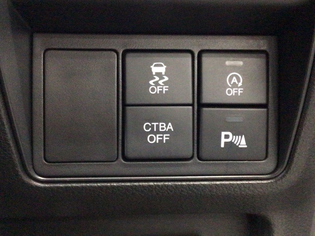 【あんしんパッケージ】追突軽減ブレーキのCTBA（シティブレーキアクティブシテム）＆6エアバッグ（運転席、助手席、サイド、サイドカーテンエアバッグ）搭載です！