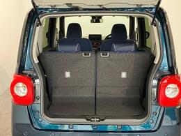 お客様にぴったりなおクルマをお選びいただけますように様々な展示車をご用意致しております！ダイハツの軽自動車だけではなく、他メーカー車やコンパクトカー・ミニバンなども数多く取り揃えております！