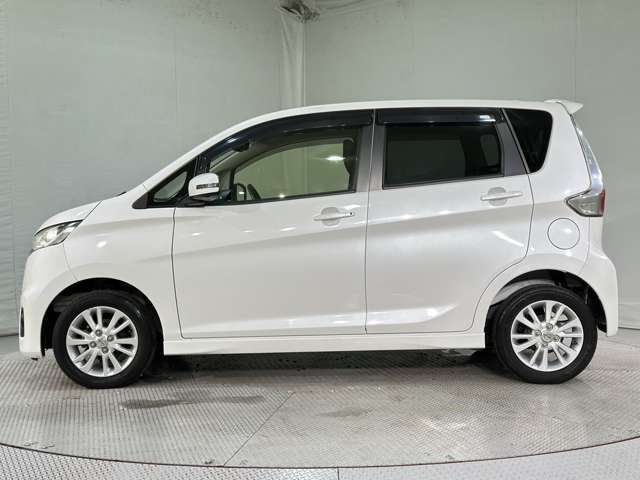 全く同じお車に再び出会うことはできません。少しでも気になるお車がございましたら、すぐにお電話かメールにてお問合せ下さい。