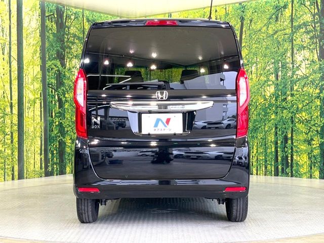 安心の最長10年・走行無制限保証（有償）をご用意。保証内容も充実はもちろん、無料点検＆オイル交換や、年中無休の全国・24時間ロードサービスも付帯されておりますのでご安心下さい。