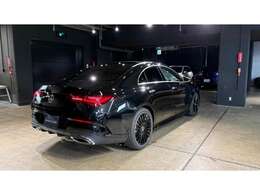 当店は都道318号線・環七通り沿いに面しており、都心・郊外両方向からのアクセス良好です。高速の最寄りICは首都高速4号新宿線「幡ヶ谷」です。