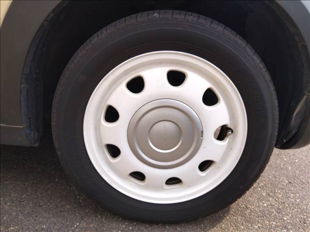 4WD☆禁煙車☆走行5.3万キロ☆試乗できます☆2トーンカラー☆ナビ☆TV☆レーダーブレーキ☆アイドリングストップ☆エネチャージ☆前席シートヒーター☆HIDヘッドライト☆スマートキー☆プッシュスタート
