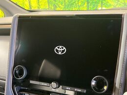 【14インチディスプレイオーディオ】画面内にオーディオ操作はもちろん、空調の調整機能なども盛り込んだ多機能なディスプレイオーディオです！スマートフォン連携はもちろん、車載ナビもお使いいただけます♪