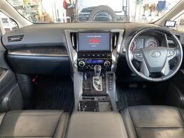 当店のお車をご覧いただきましてありがとうございます。お車についてのご質問やお見積りのご依頼、ご購入にあたってのご相談などは無料電話(0078-6002-312860)にお気軽にお問い合わせ下さい！