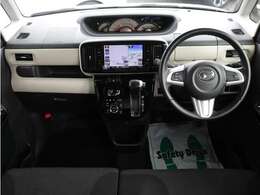 すっきりとしたムーヴキャンパスらしいデザインのダッシュ回り！フロントビューの視認性もよく運転しやすいと思います★