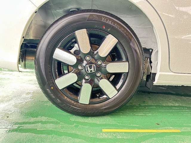 ★納車前に、当社の指定工場で納車前点検を行って納車しますので、安心してお乗りいただけます！もちろん、点検料は車両本体価格に含まれています！