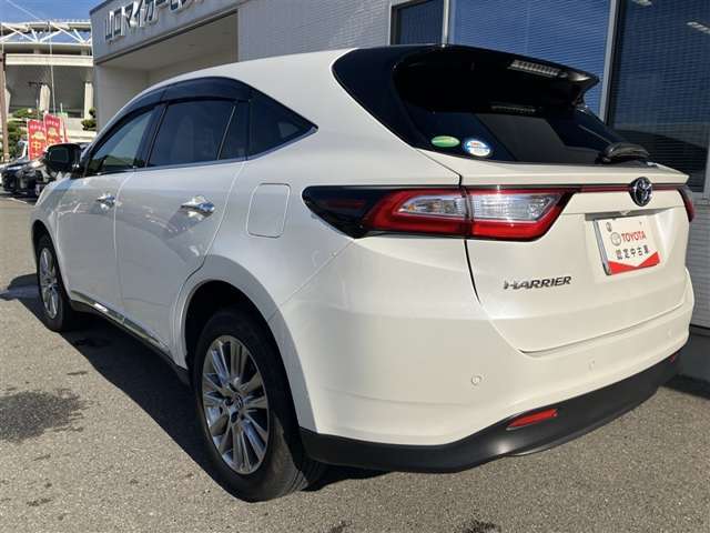 納車前には定期点検を行います。