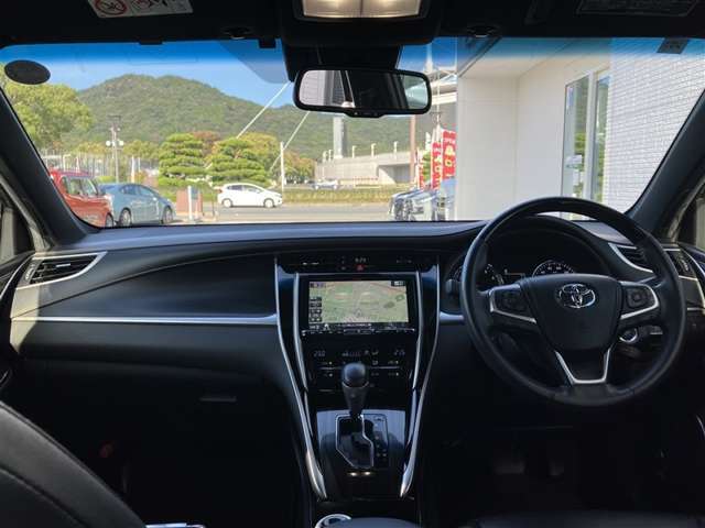 シートからは周りを広く見渡すことができます。