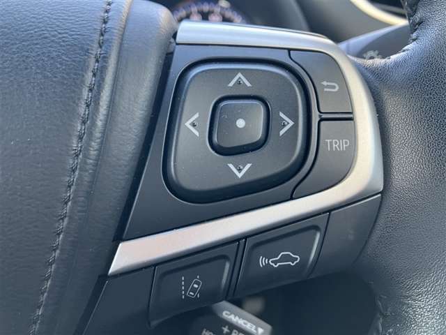 ステアリングスイッチ右部分です。