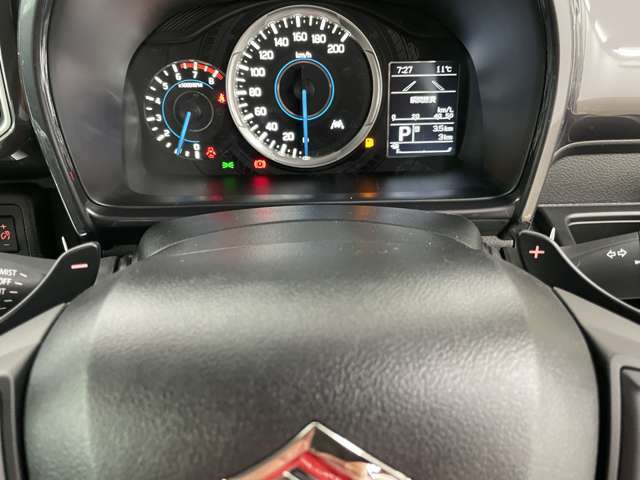 国内メーカーの同一ジャンルやたくさんのボディーカラーを一か所で比較する事が出来ます。