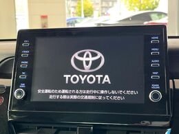 【9インチ　ディスプレイオーディオ】大画面ディスプレイへお持ちのスマートフォンと連携して、ナビやbluetoothでの音楽再生が可能です♪デザインはもちろん操作性も良好！別途ナビ機能の取付可能です♪