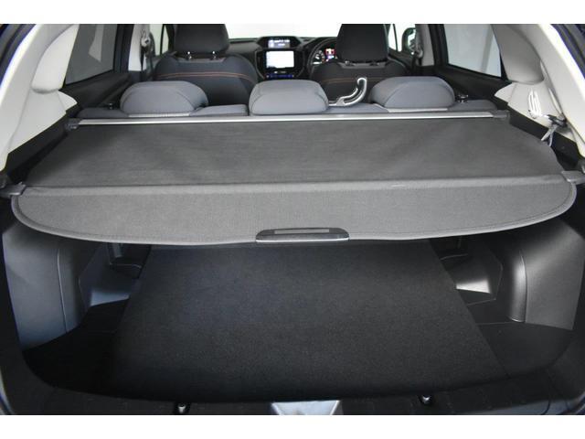 トノカバーを使えばトランク内の荷物が隠せ、プライバシーを守れます。