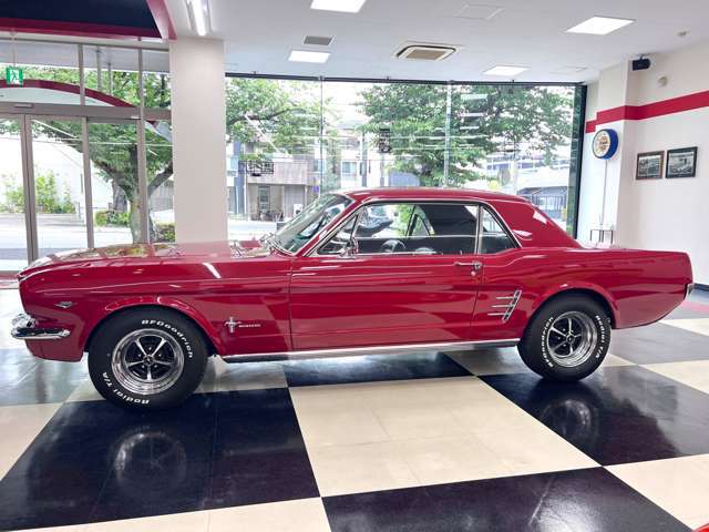 フォード マスタング ハードトップ 289ci V8 1966年 不明