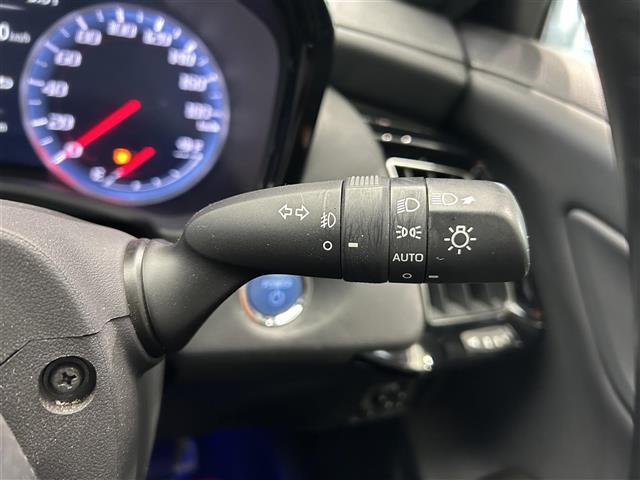 気になる車はすぐにお問い合わせください！画面右側の0066から始まる無料ダイヤルからお問い合わせ下さい！専門スタッフがお車のご質問にお答えいたします！