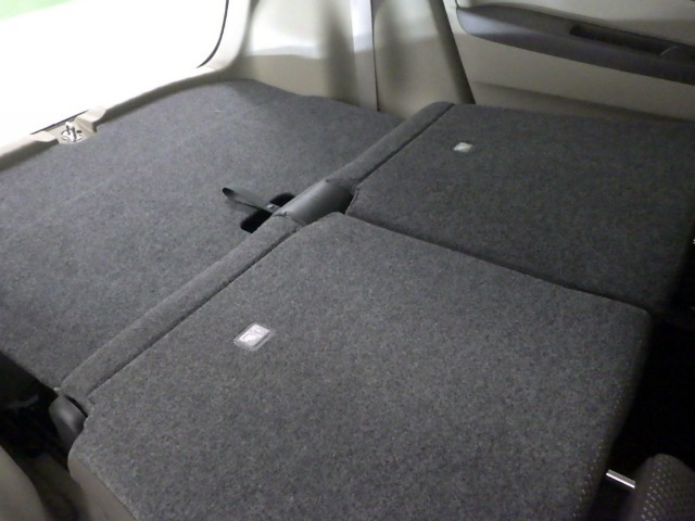 女性の力でもラクラク♪簡単にシートアレンジが可能です◎工夫しながらシートアレンジを楽しみましょう♪