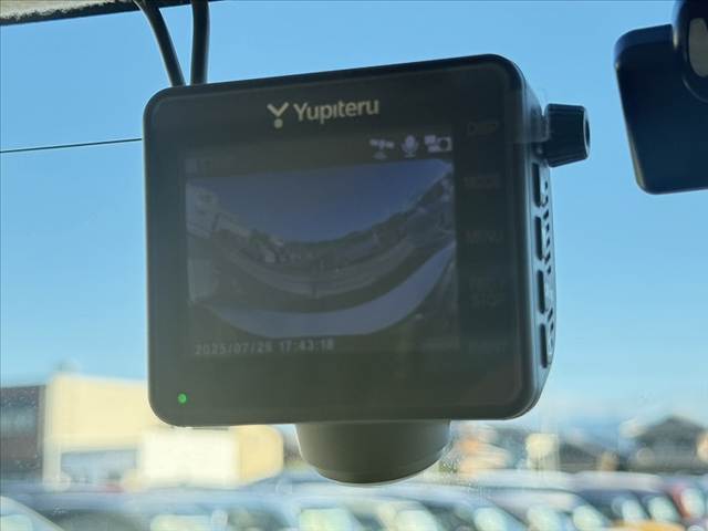 買った後も確かな安心を。当店はカーセンサーアフター保証加盟店です。