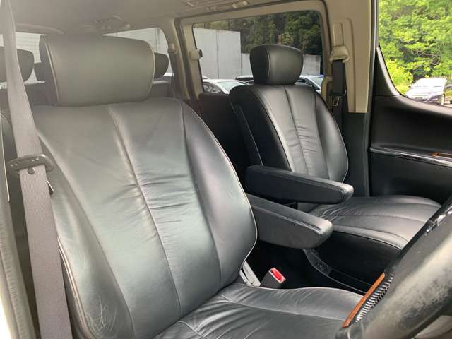 新車登録より15年経過車輌となりますので保証無しにて販売車させて頂いておりご理解頂けるお客様のみの販売とさせて頂いております。
