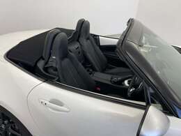 【ルーフ】大きなへこみや色褪せもなくきれいな状態です！ひょう害車は販売いたしませんのでご安心ください。