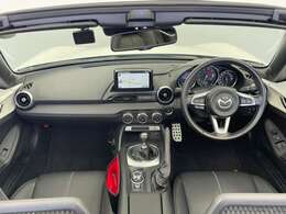 【インパネ全体】全方位で視界が広く、高い目線で運転もしやすいです！