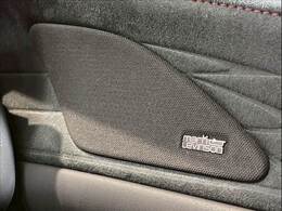 【マークレビンソンサウンド】オプションの高音質スピーカーを搭載しております。専用チューニングにより、クリアで臨場感あふれるサウンドを実現しワンランク上の空間をお楽しみください。