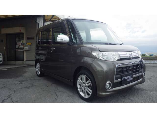 【ETERNITY　CAR’S】静岡県三島市安久55　営業時間：10時～20時