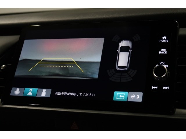 ◆◆バックカメラの画像です。車庫入れの安心感がアップしますね☆
