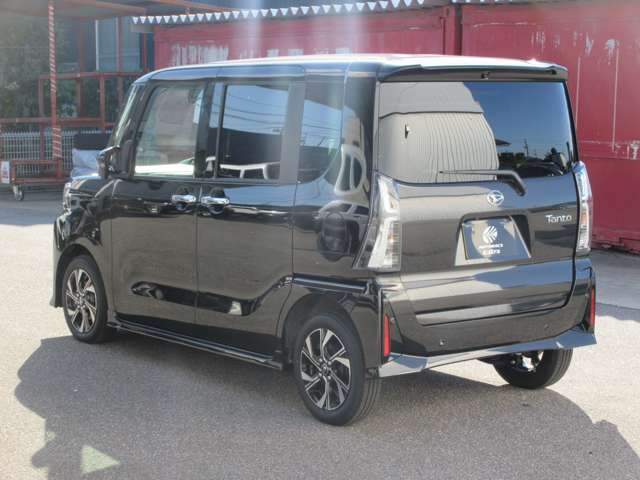 当社では任意保険取扱いしております。損保ジャパン取扱い店。お客様の保険内容も無料診断も随時行っておりますのでお気軽にお問合せください！