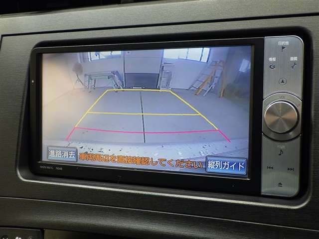 バックモニターが付いているため、車庫入れも安心です！